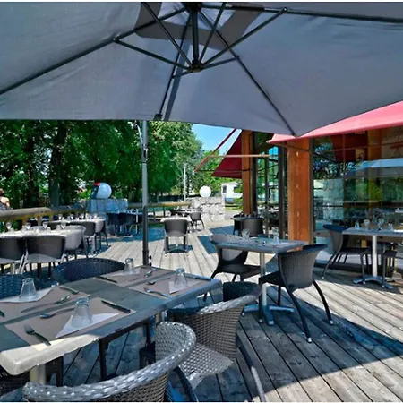 Confortable Avec Terrasse - 4 Pers. - Api-1-52-2121 *
