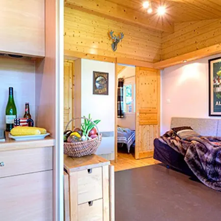 Confortable Avec Terrasse - 4 Pers. - Api-1-52-2121 Camping *