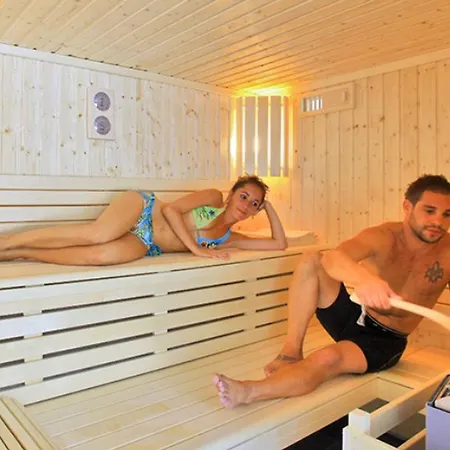 Kamp alanı Confortable Avec Terrasse - 4 Pers. - Api-1-52-2121